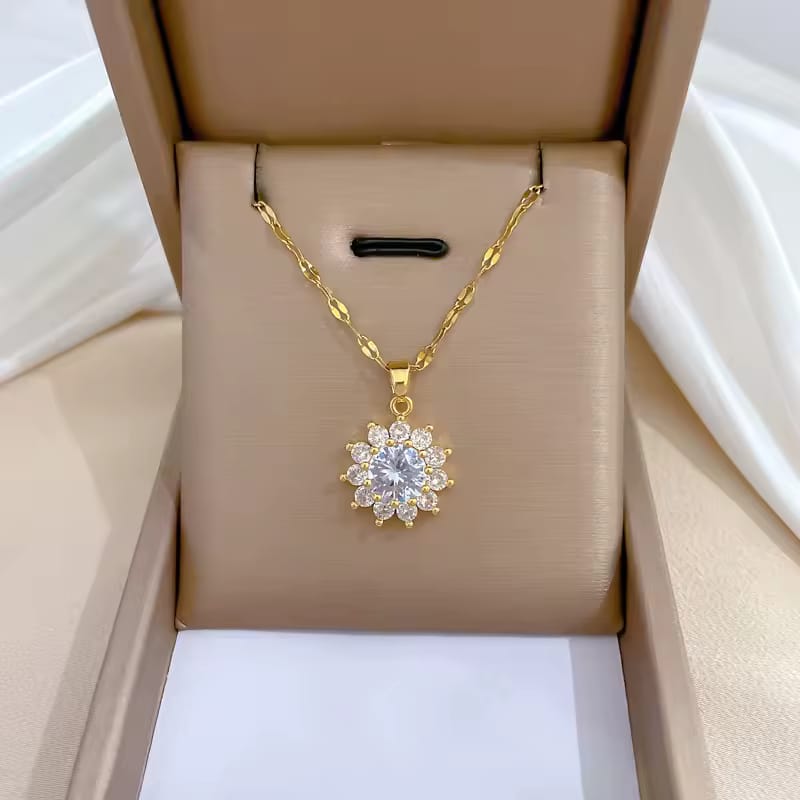 Gold Şık Ayçiçeği Tasarım Kolye
